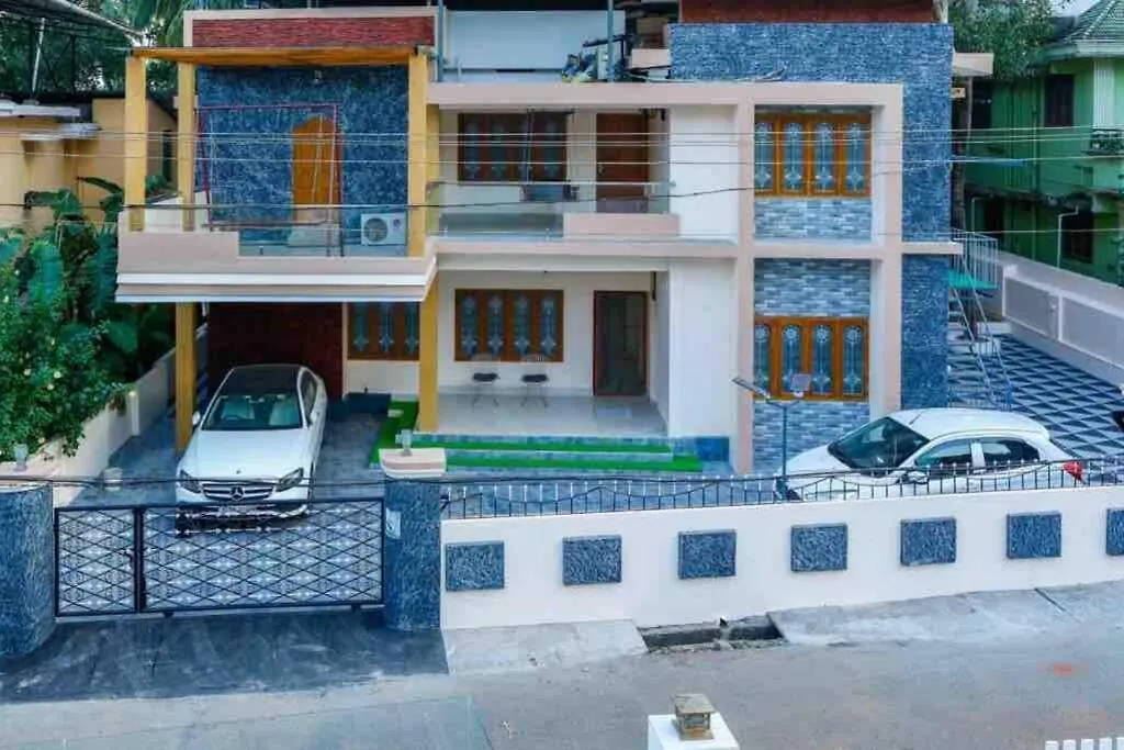 Belljem Homes -Your Own Private Resort -6 Bhk B Thrissur Ferienhaus