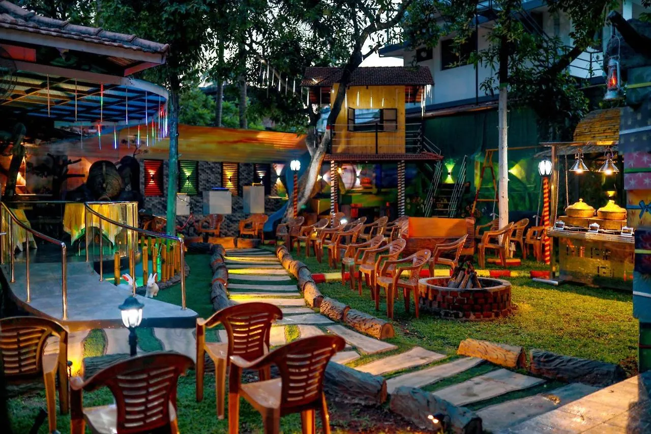 Ferienhaus Belljem Homes -Your Own Private Resort -6 Bhk B Thrissur